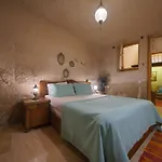 Hotel Salkim Cave House 4*