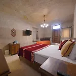 Salkim Cave House Hotel 4*