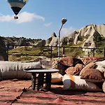 Salkim Cave House Hotel 4*