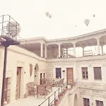 Hotel Salkim Cave House 4*