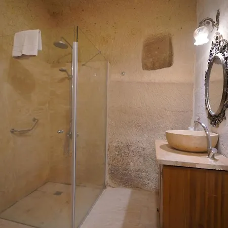 Salkim Cave House Hotel