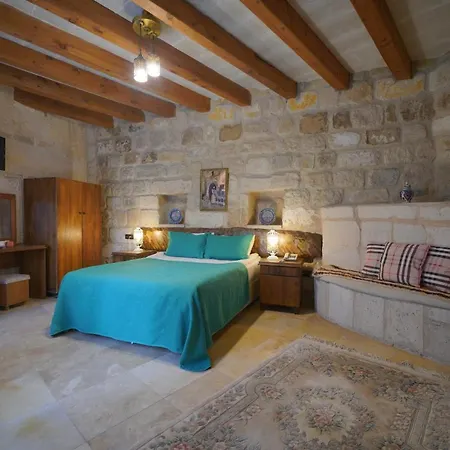 Salkim Cave House