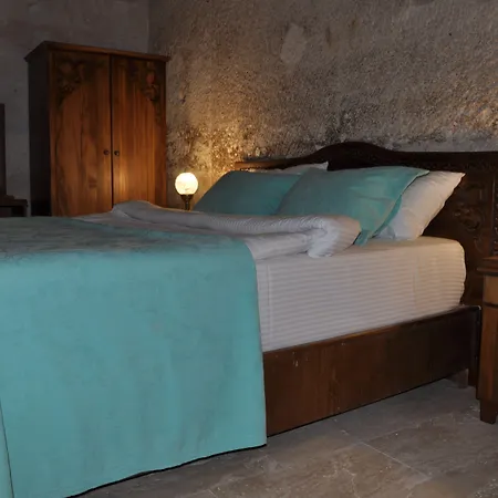 Hotel Salkim Cave House 2*