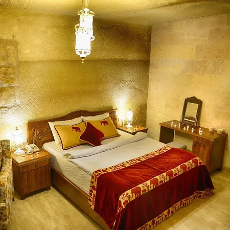 Salkim Cave House