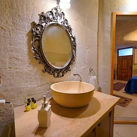 Salkim Cave House Hotel